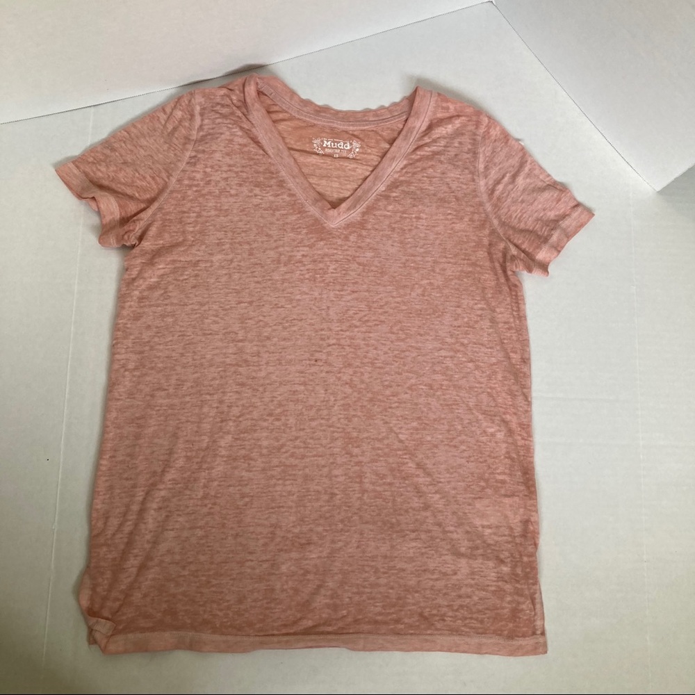 🌷5/$20🌷 Mudd Basic V Neck Top